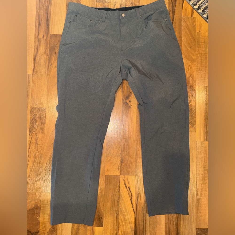 Greg Norman men’s performance grey long pants golf athleisure workout 36x30 grey